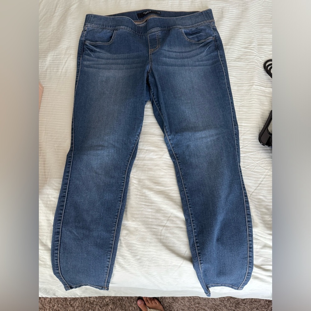 Torrid size 1R Denim Jeggings